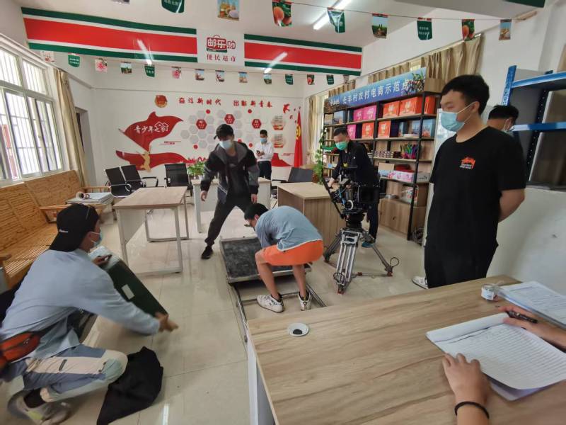 海兴县广告片拍摄公司：极简主义践行者，少即是多的视觉哲学