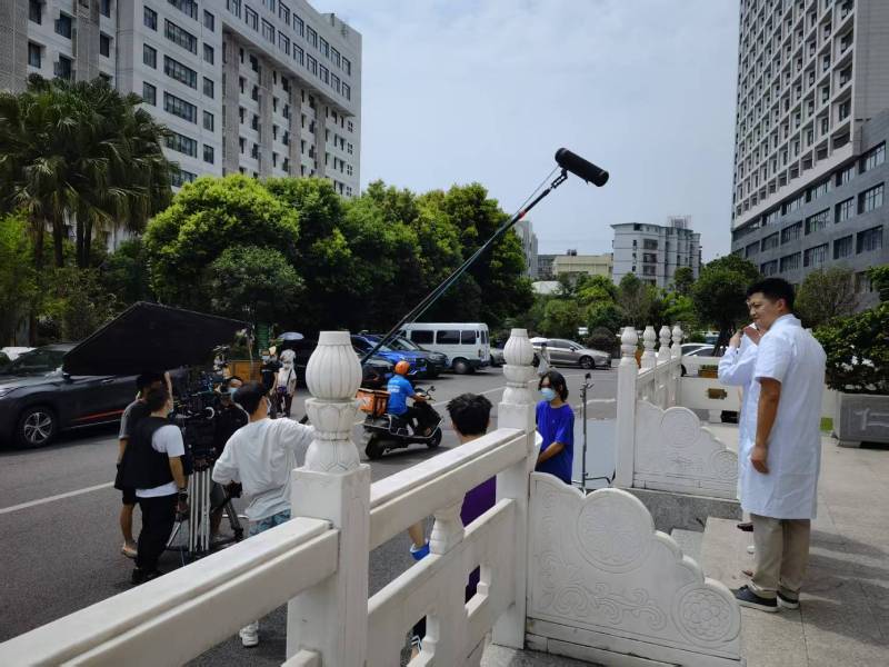 海兴县广告片拍摄公司低成本实现高规格制作的诀窍